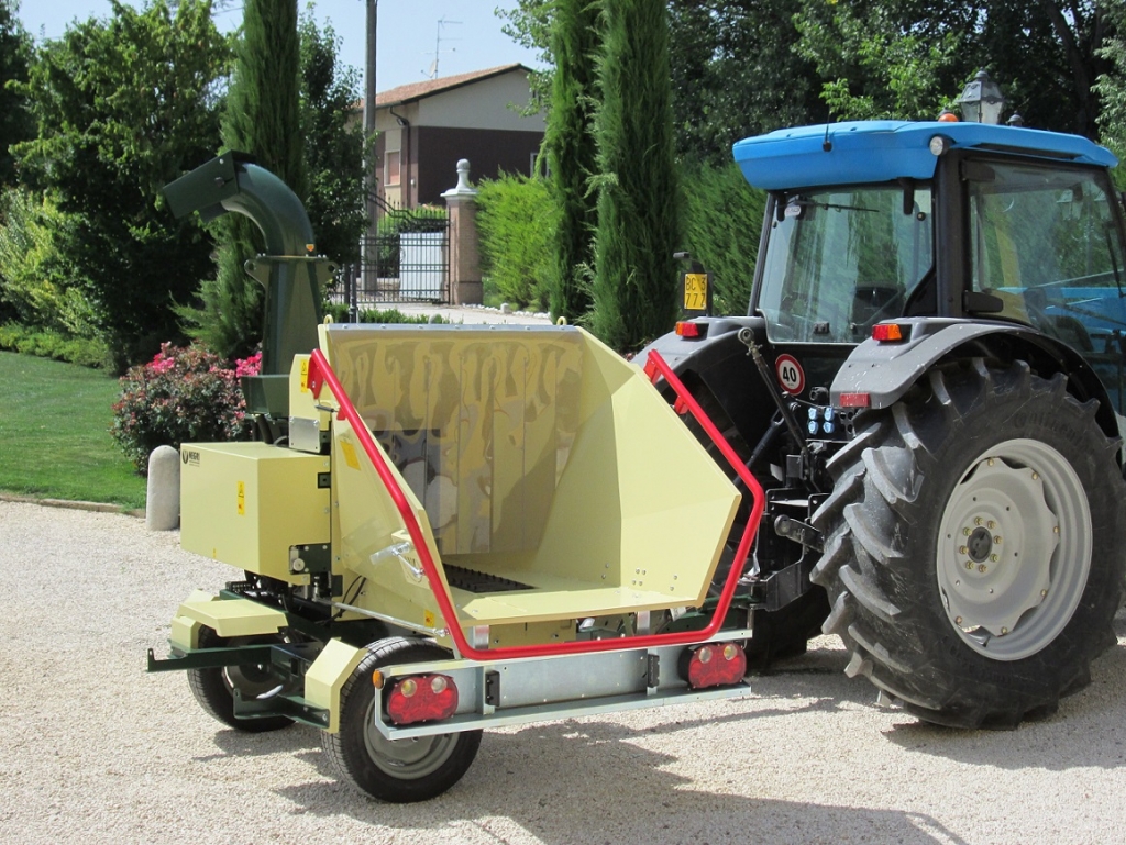 Negri bio R280TN (PTO, zemědělský podvozek) Negri bio R280TN (PTO, zemědělský podvozek)