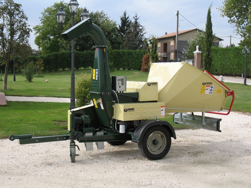 Negri bio R330E41HZ50AN (elektrický, zemědělský podvozek) Negri bio R330E41HZ50AN (elektrický, zemědělský podvozek)