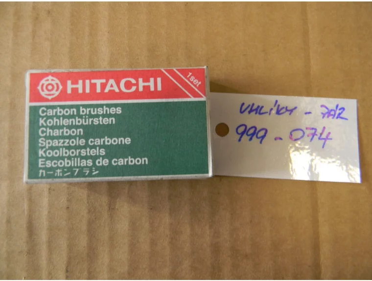 Hitachi Uhlíky pár 999 074