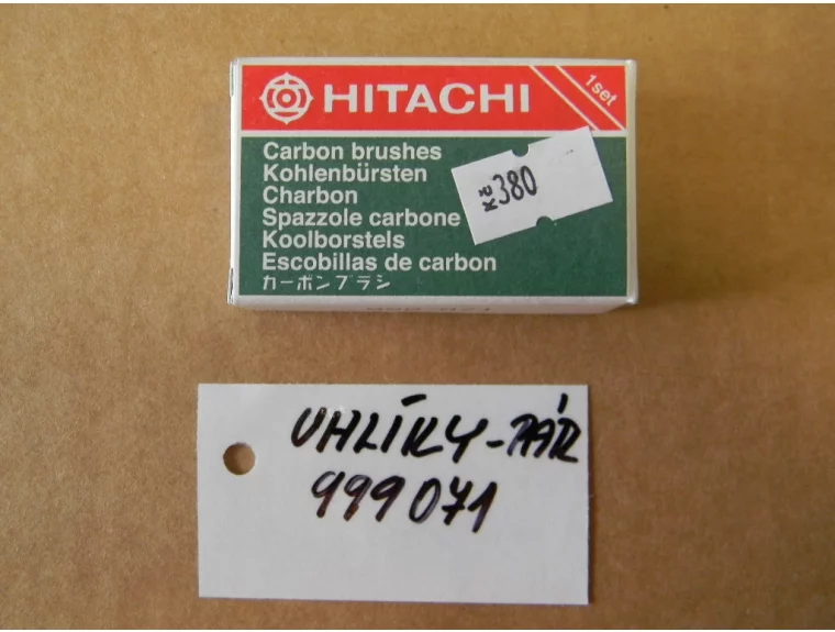 Hitachi Uhlíky pár 999071