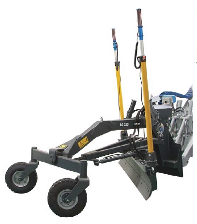 Multione Grejdr s hydraulickými ovládacími prvky Multione Grejdr s hydraulickými ovládacími prvky